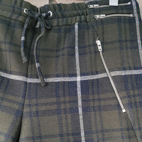 ZARA casual pants , size M ( 28), army green and dark navy blue color. - Picture 6 of 11